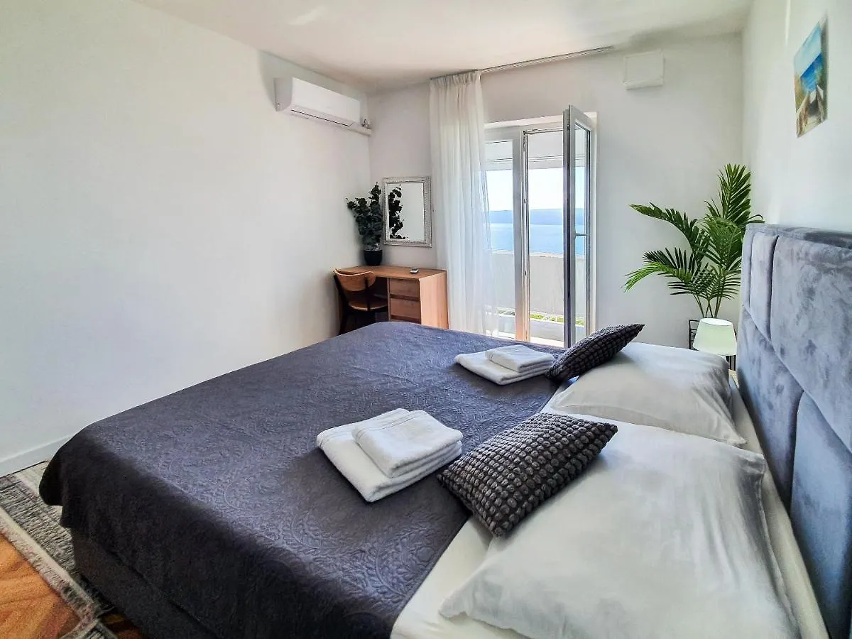 Apartment Frano Dramalj 0*,  Croatia